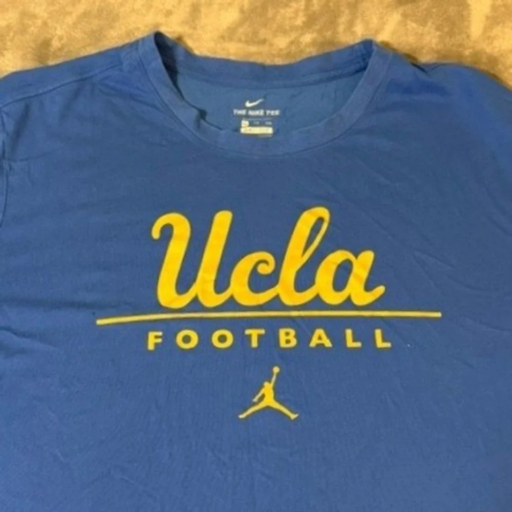Nike Jordan UCLA Football Dri-FIT Blue Graphic T-Shirt Mens Size XXL Comfort